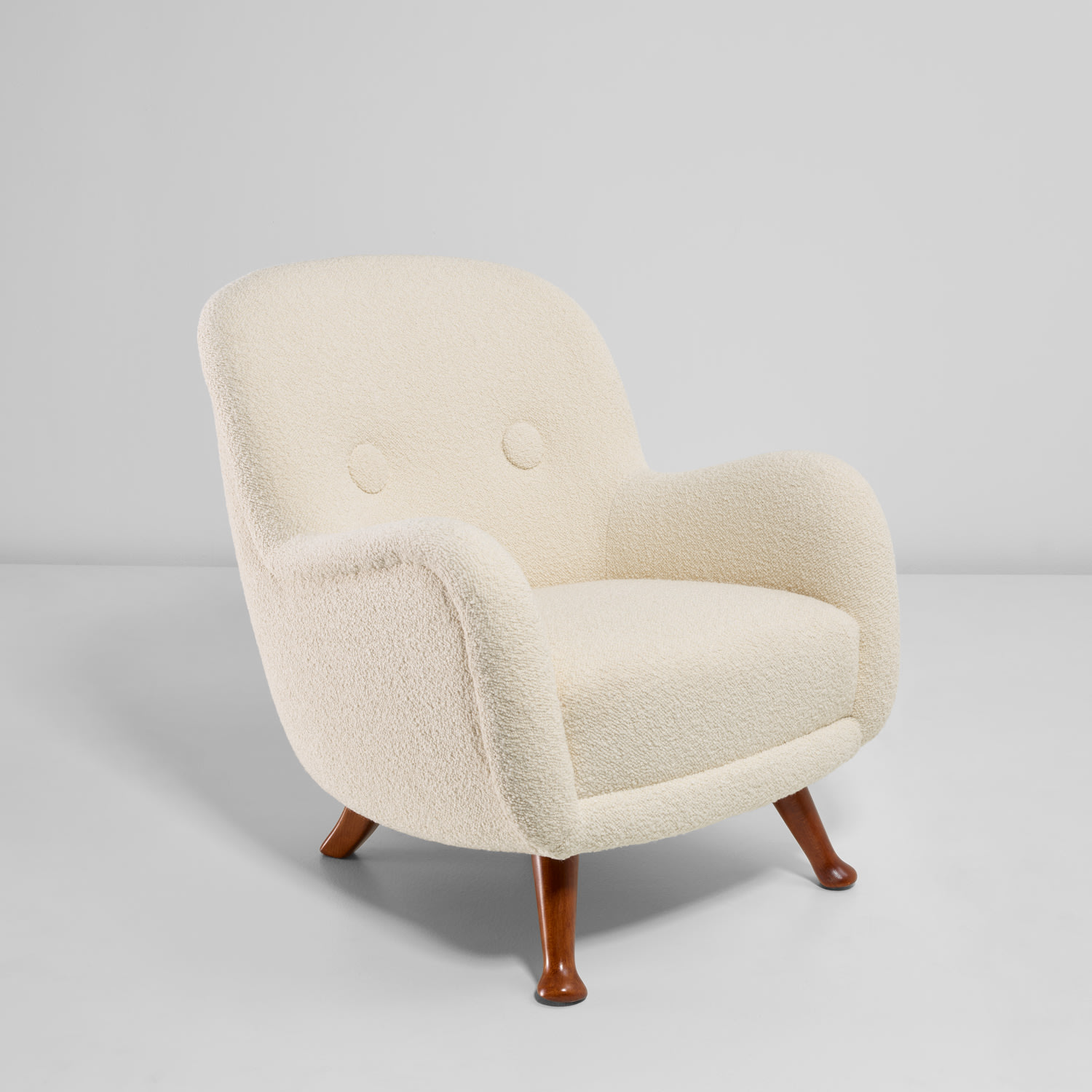 <p>Attributed to<strong> BERGA M&Ouml;BLER</strong>, <em>Armchair</em>, 1940&rsquo;s</p>
