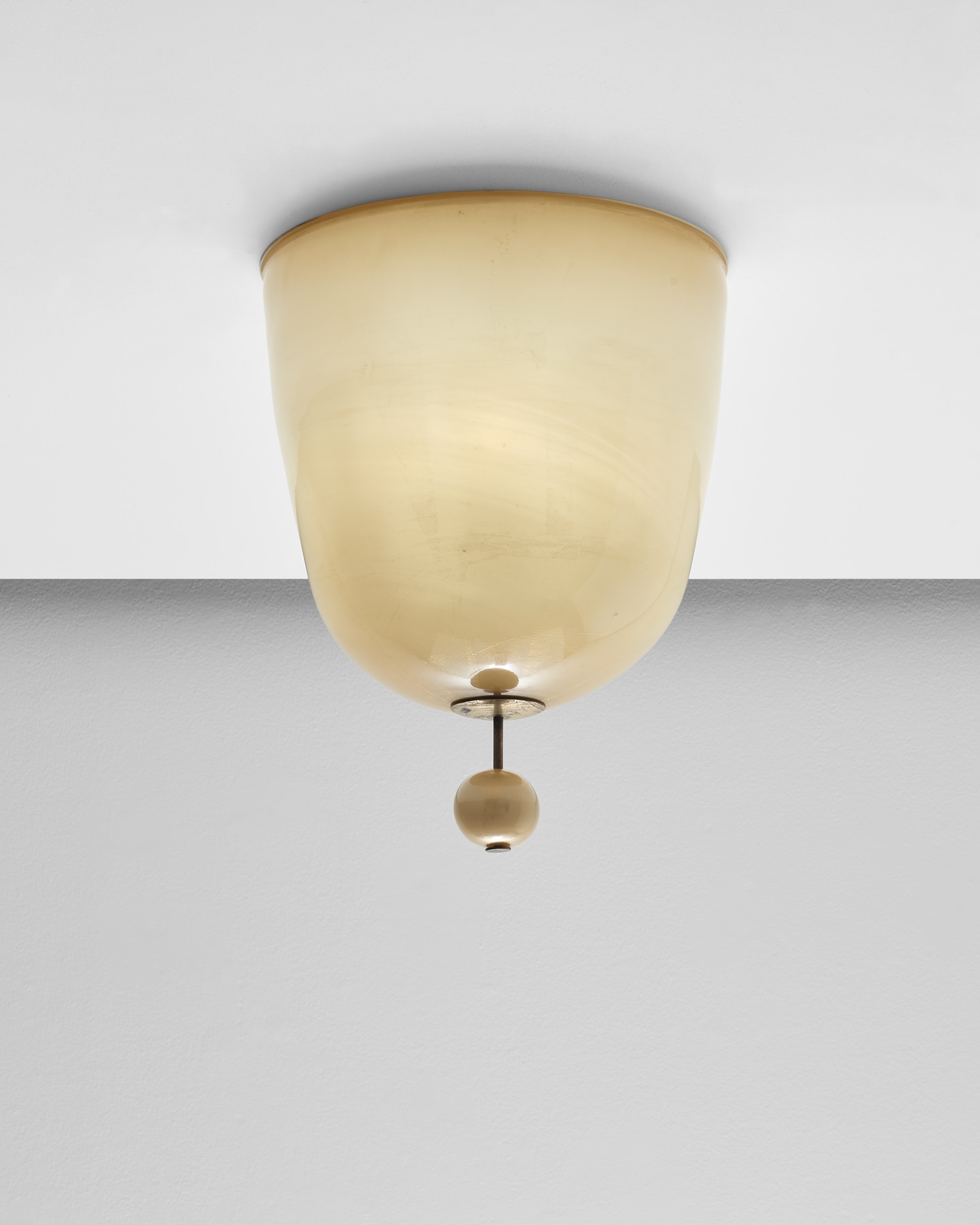 <p><strong>TOMASO BUZZI </strong><em>Rare ceiling light, model no. 5427</em>, 1931-1935</p>