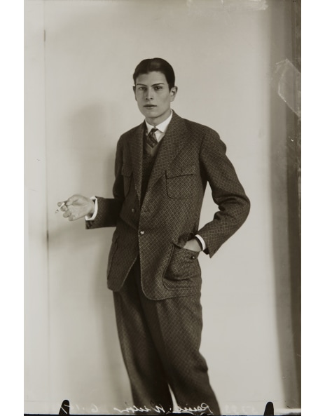 【Mr.frea 】August Sander Mr.frea 】August Sander August Sander. Communist Leader