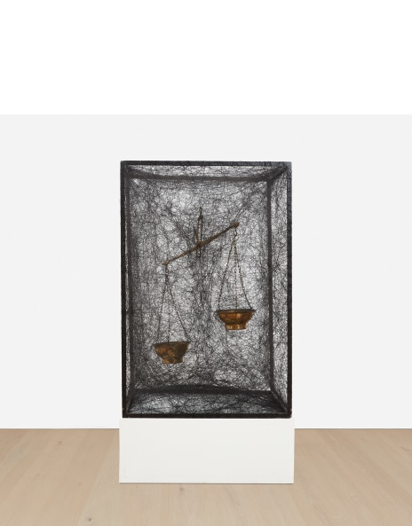 Chiharu Shiota: 拍賣品，即將舉行的拍賣及過去拍賣成績