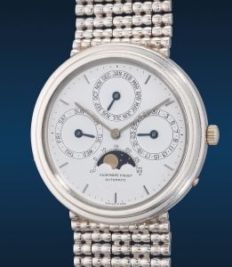 Audemars Piguet - The Hong Kong Wa... Lot 857 November 2023 | Phillips