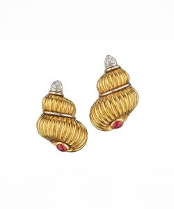 NoArtist - Ruby and Diamond Earclips