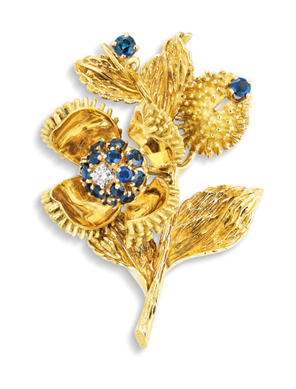 Vintage Boucheron Paris 18K Yellow Gold Large Flower Pin Brooch 1960s