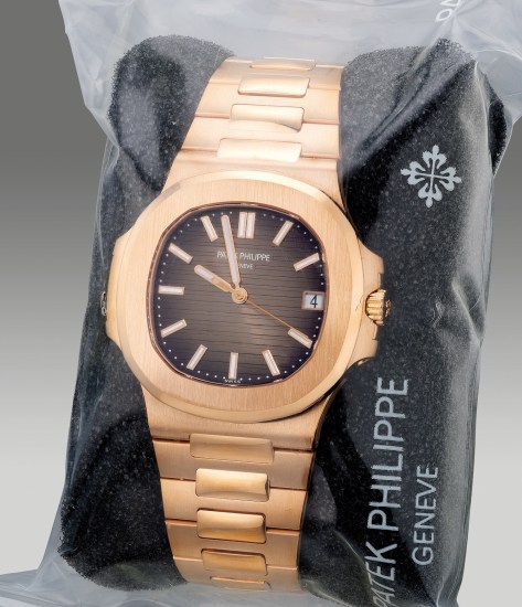 Patek Philippe Nautilus 5980/1AR-001 Automatic Blue Dial Rose Gold Bezel  Two Tone Bracelet - Dubai Watches