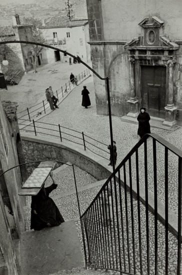 Henri Cartier-Bresson - Photographs London Friday, September 25, 2020 ...
